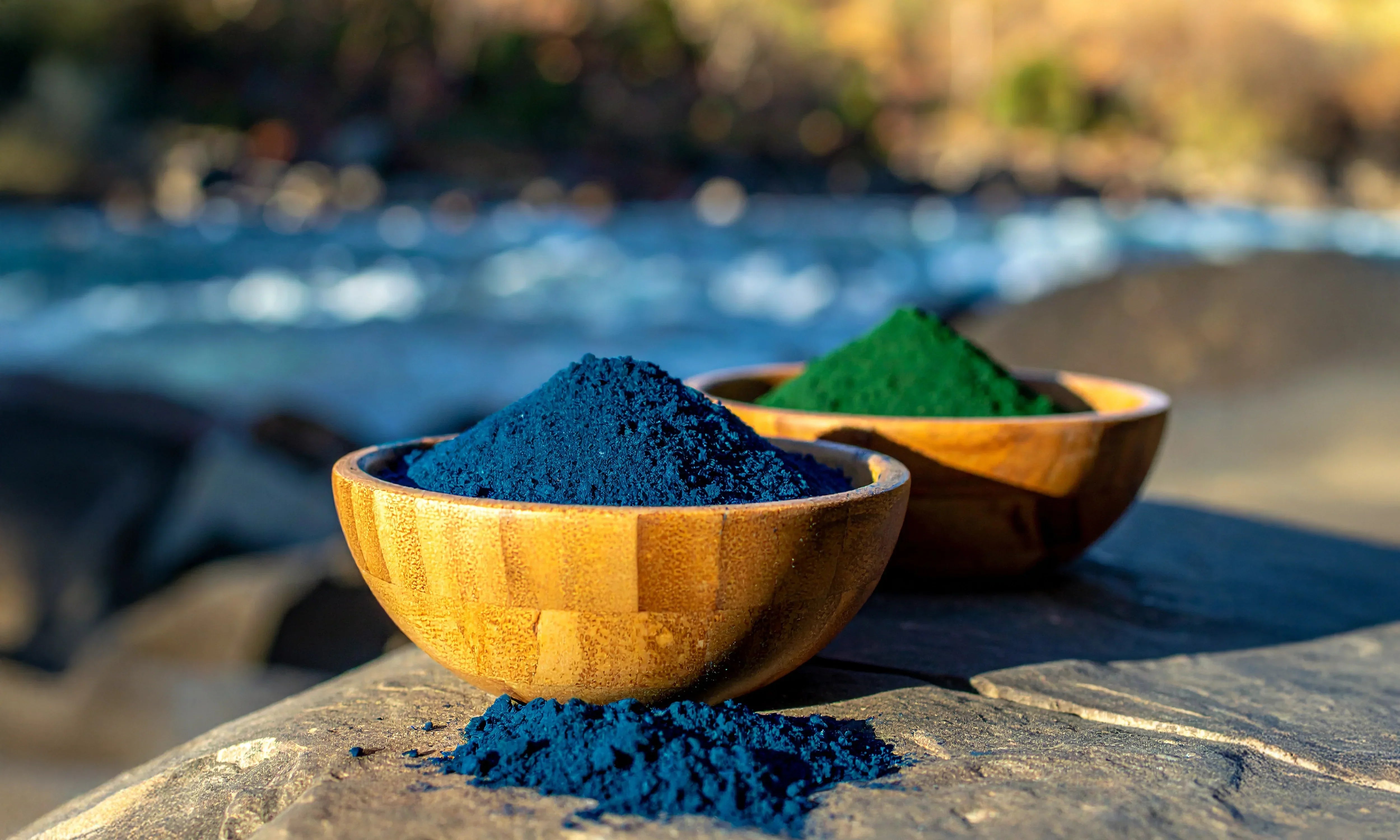 Blue and green powdered spirulina